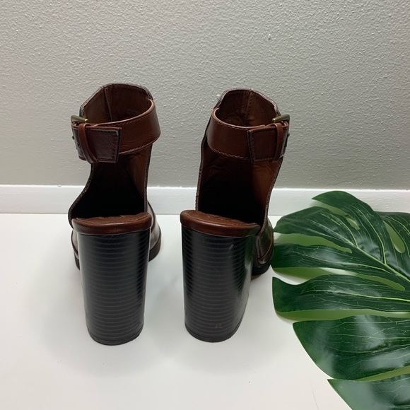 Forever 21 brown ankle strap bootie boot - Picture 2 of 6